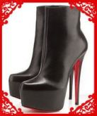 Bota Plataforma Fundo Vermelho